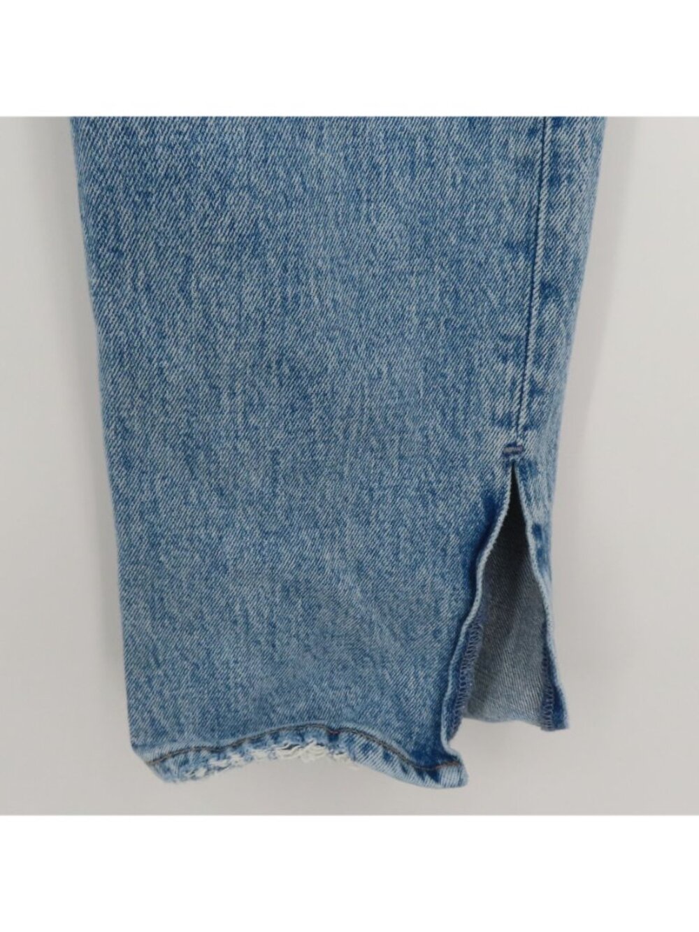 Abercrombie & Fitch 4/27 90s Straight Ultra High Rise Distressed Blue Denim Jean - Picture 4 of 12